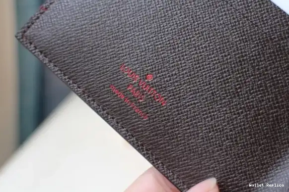 Cheap LOUIS VUITTON AMERIGO WALLET 0612